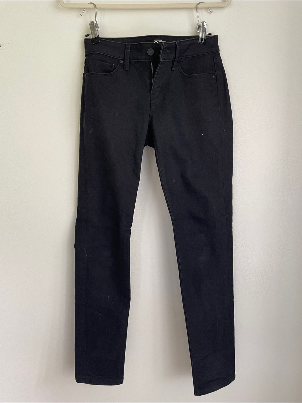 LOFT Black Skinny Jeans — Slim Tapered Fit